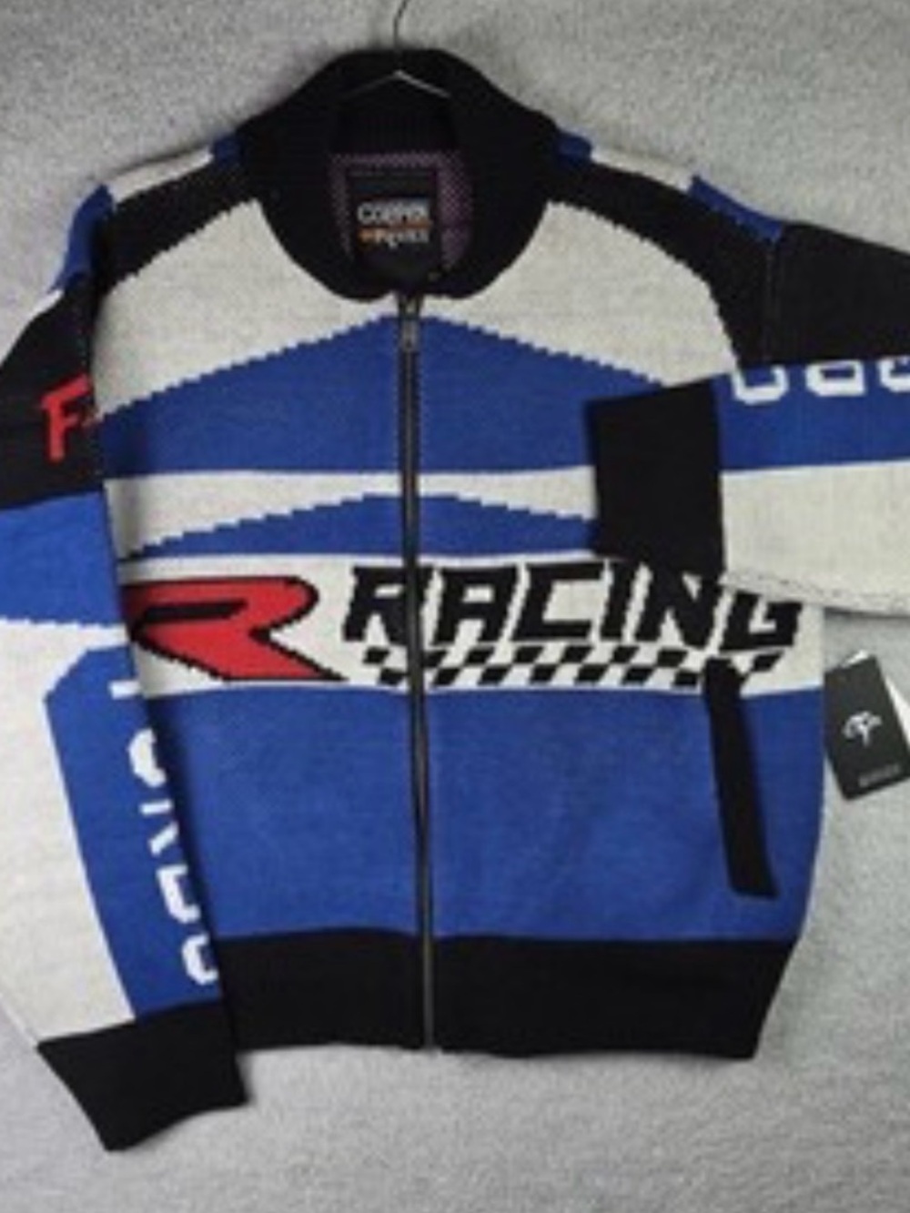 Copper Rivet Acrylic Zip Up
Blue Sweater New 3X
FORMULA 1 Racing
STREETWEAR